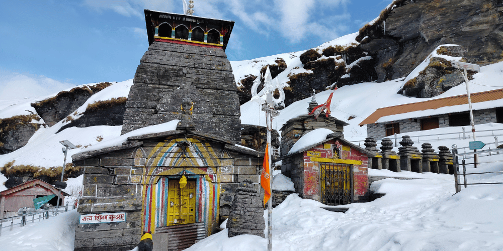 The Shiva&ndash;Parvati temple at Jolingkong beside the lake
